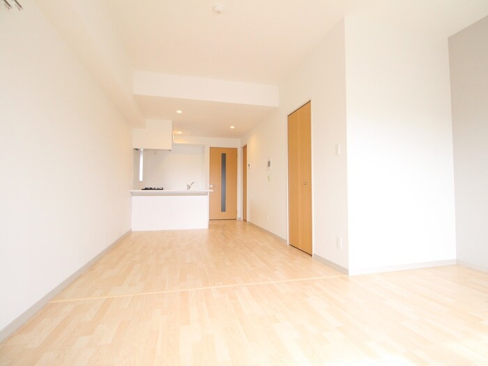 スレンダウェルステージの物件内観写真