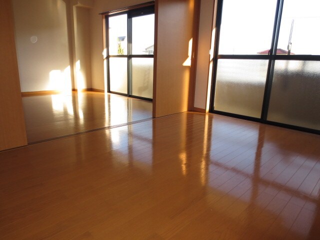 フロ－ラ池上台の物件内観写真