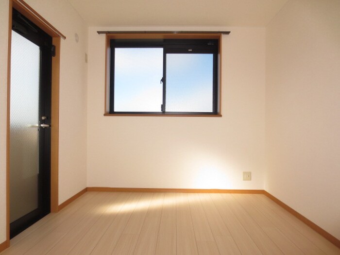 フロ－ラ池上台の物件内観写真