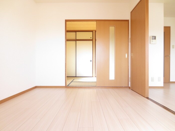 フロ－ラ池上台の物件内観写真