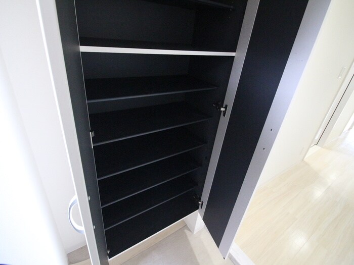 シュトルツ栄の物件内観写真