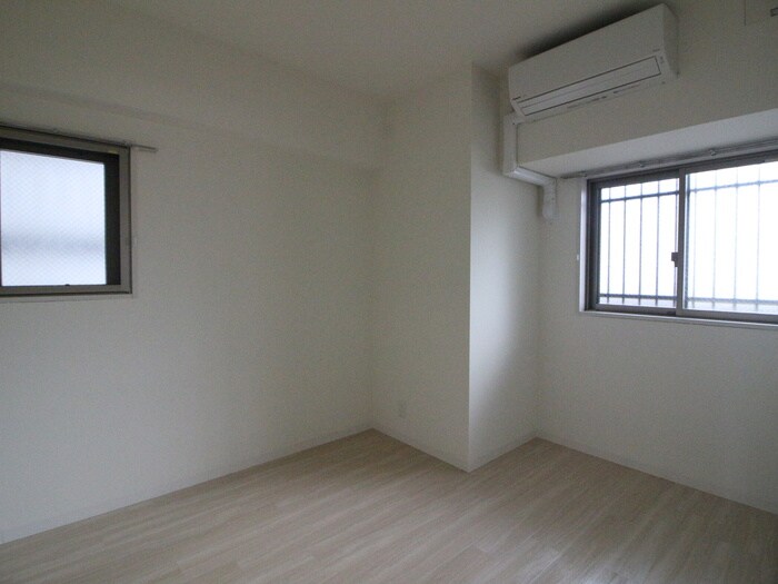 シュトルツ栄の物件内観写真