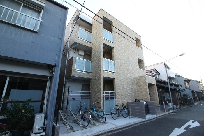 ゼオ志賀本通の物件外観写真