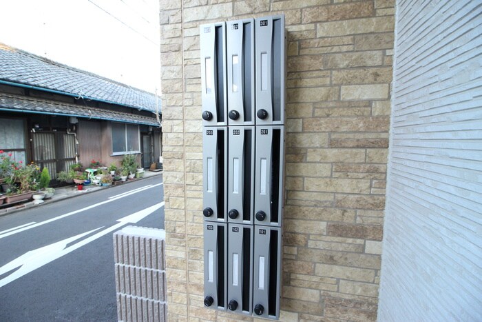 ゼオ志賀本通の物件外観写真