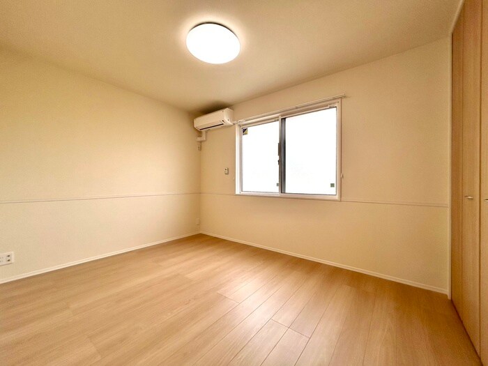 ラコリーナ花園の物件内観写真