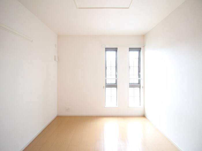 太陽の物件内観写真