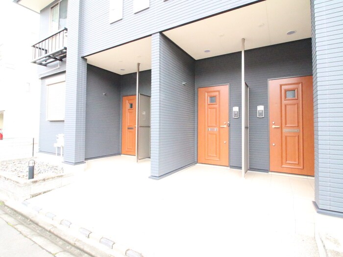 太陽の物件外観写真