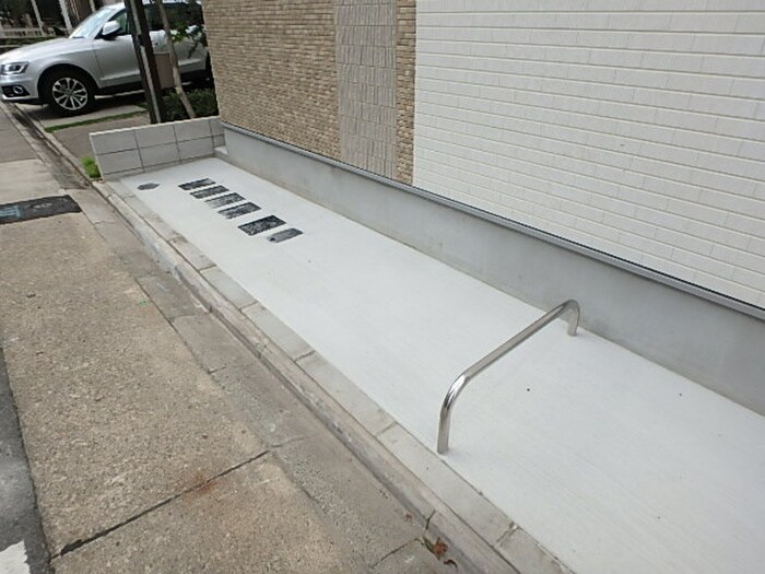 秀名館の物件外観写真