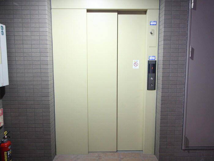 ＹＨＯスクエアの物件外観写真