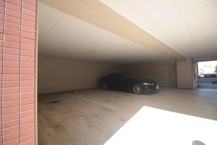 クレスト名駅西の物件外観写真