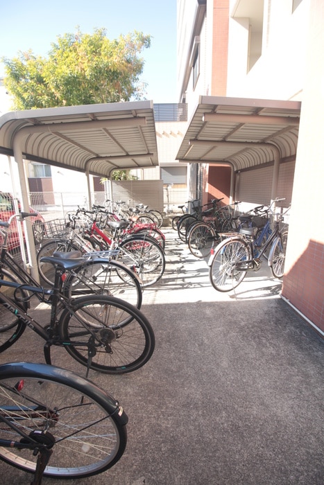 クレスト名駅西の物件外観写真