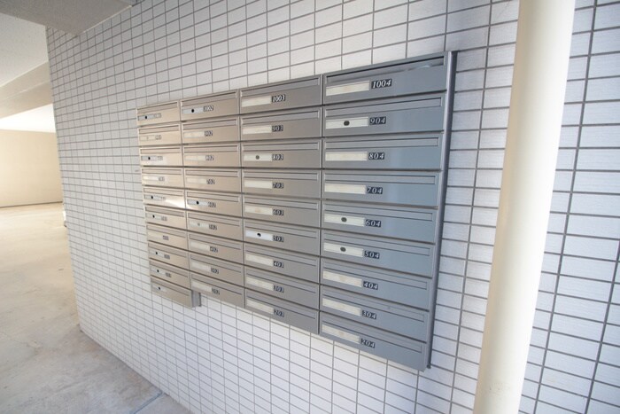 クレスト名駅西の物件外観写真