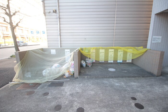 クレスト名駅西の物件外観写真