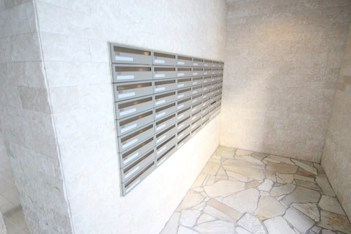 リバ－コ－ト砂田橋の物件外観写真