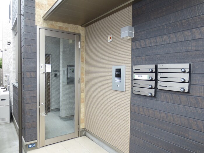 モンドグロッソ矢田の物件外観写真