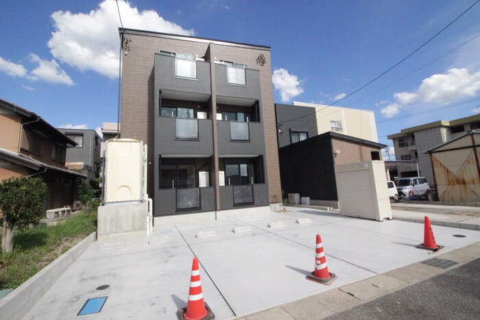 LECOCON岩倉の物件外観写真