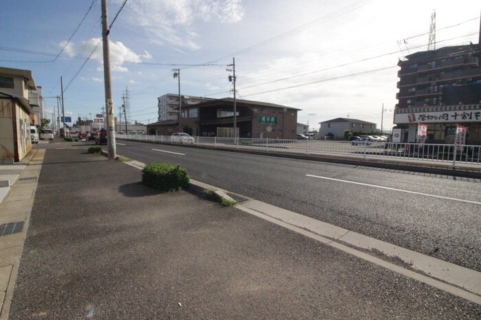 LECOCON岩倉の物件外観写真