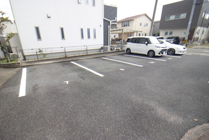 サン　フロ－ラ　Ｃ棟の物件外観写真