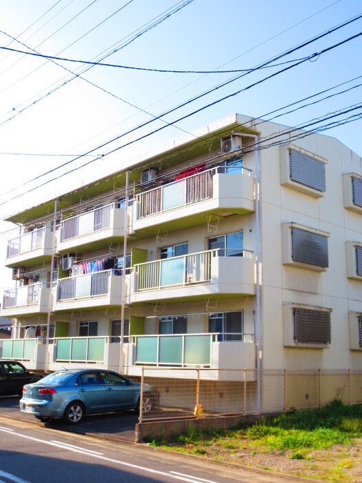 シャトーレ黒川の物件外観写真