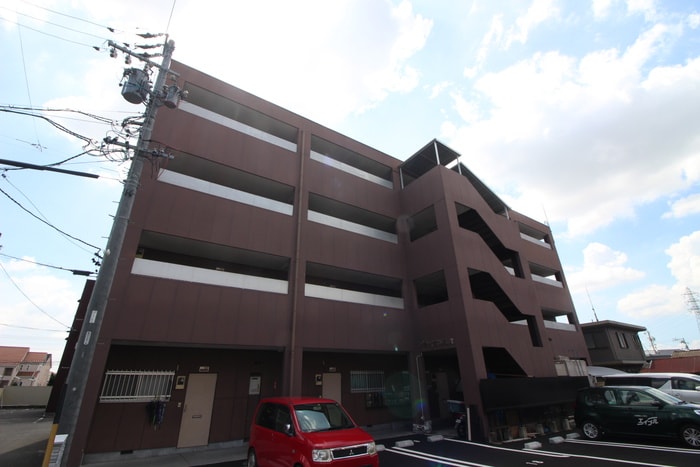 グランドポリス９２の物件外観写真