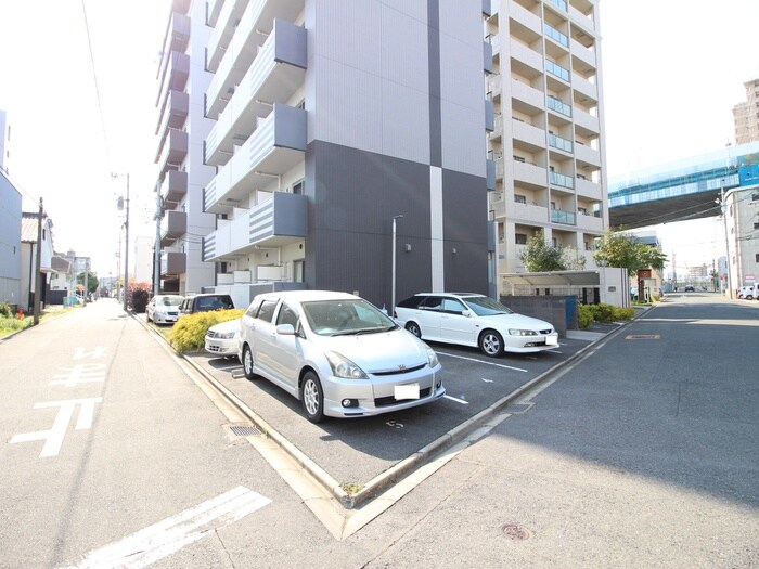 ラ・グランディ－ルの物件外観写真