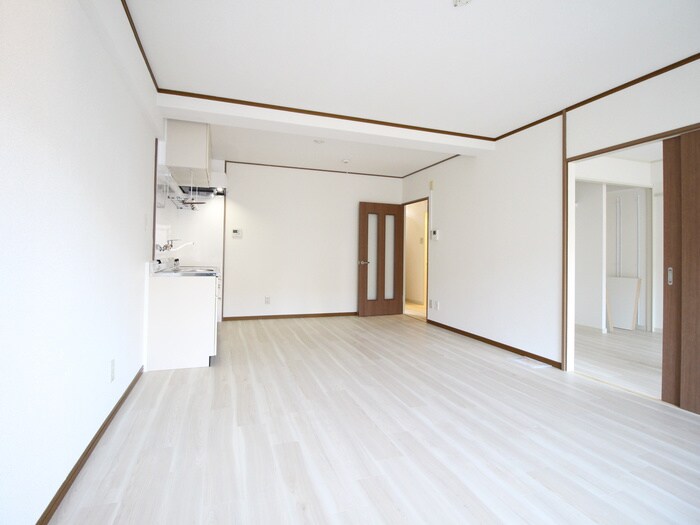 レジデンス城下の物件内観写真