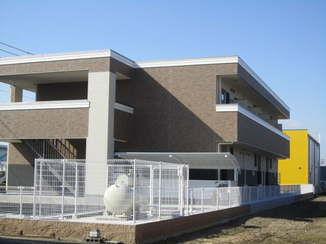 サンスピナ赤見Ⅱの物件外観写真