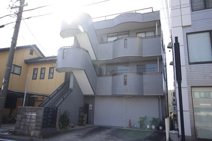 中野町さくらマンションの物件外観写真