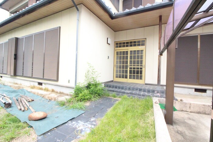 八剱町下池田貸家の物件外観写真