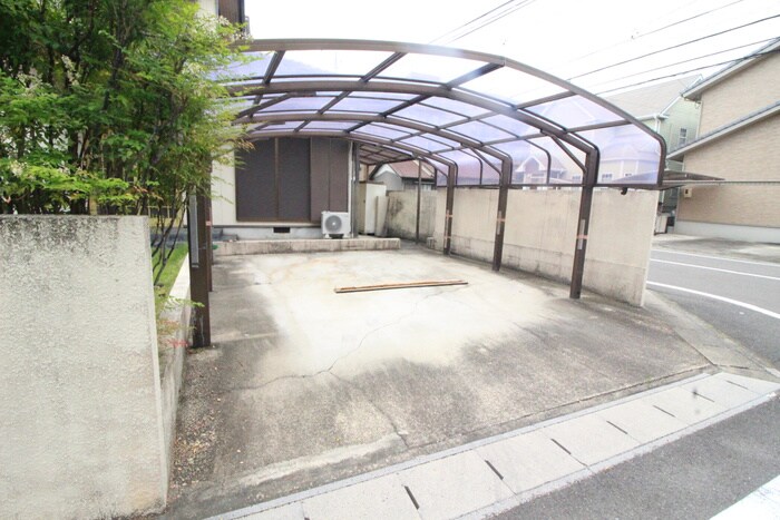 八剱町下池田貸家の物件外観写真