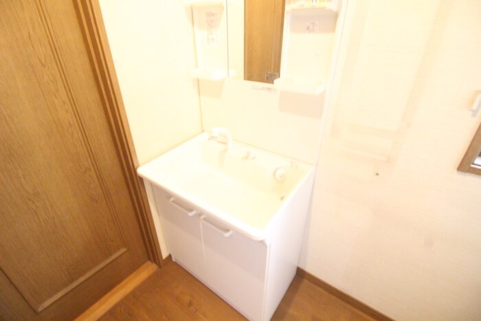 八剱町下池田貸家の物件内観写真