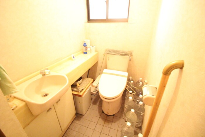 八剱町下池田貸家の物件内観写真