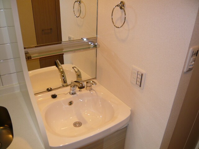 ﾌﾟﾚｻﾝｽ名古屋城前ﾗﾊﾞﾝｶ(204)の物件内観写真