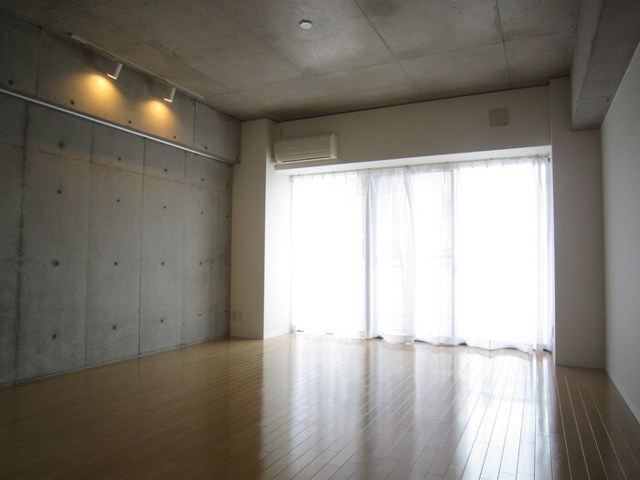 スクエア名駅南の物件内観写真