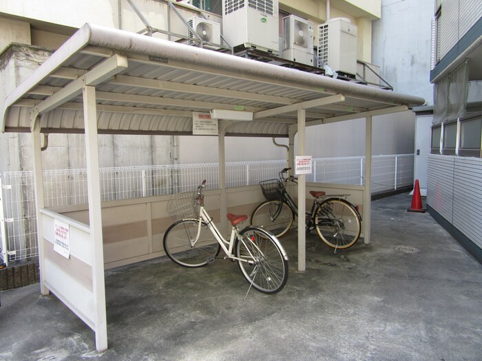 プライムコ－ト栄生の物件外観写真