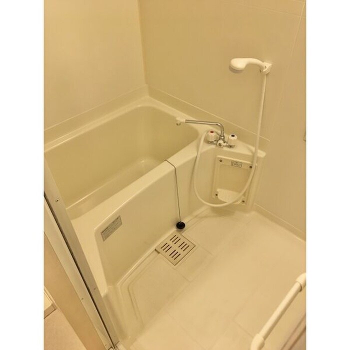 プライムコ－ト栄生の物件内観写真