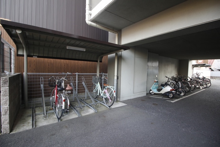 プランドール浅間町の物件外観写真