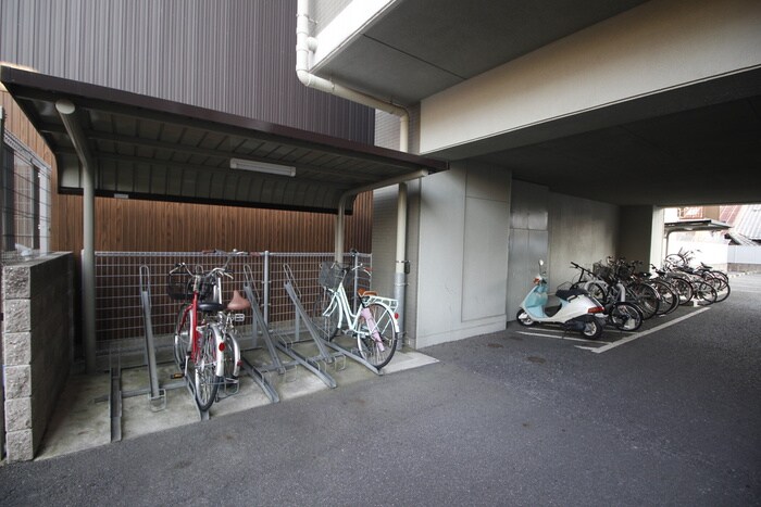 プランドール浅間町の物件外観写真