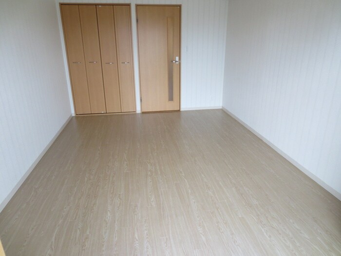 プランドール浅間町の物件内観写真