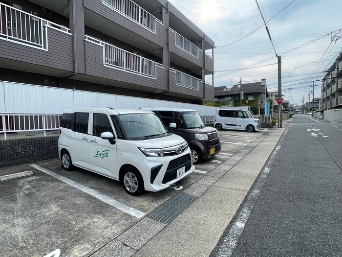 サンハイム亀の井の物件外観写真