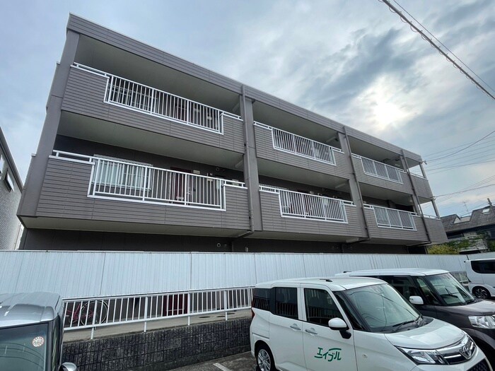 サンハイム亀の井の物件外観写真