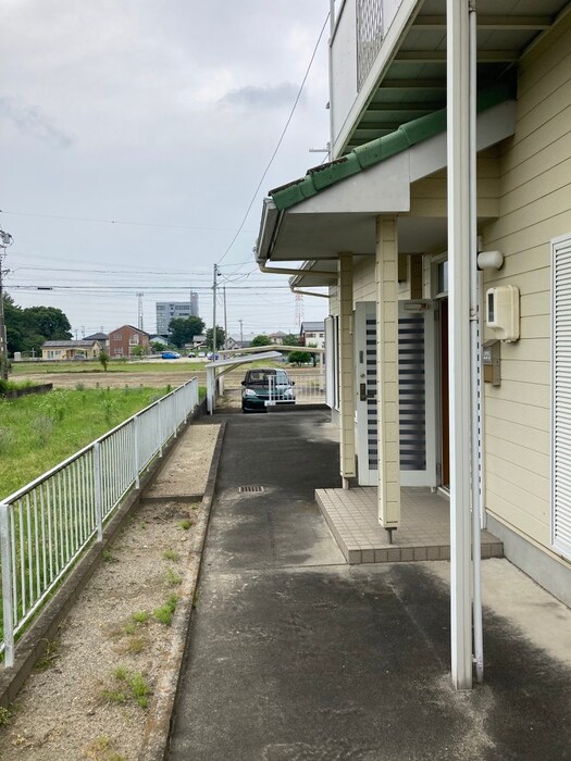 熊澤貸家（東棟）の物件外観写真