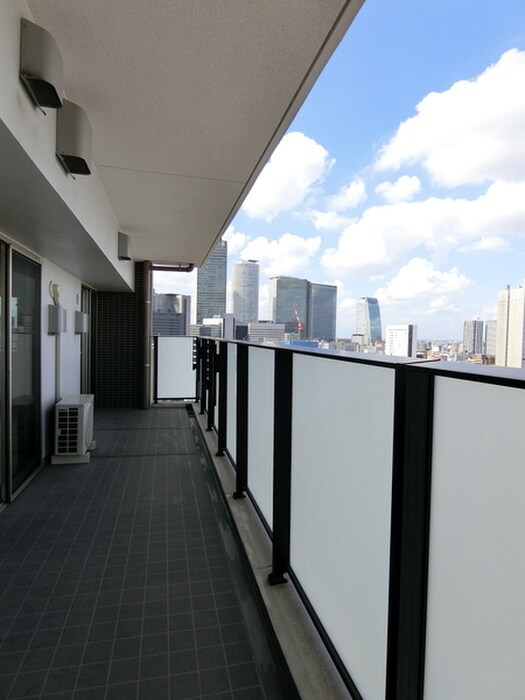 ﾌﾟﾗｳﾄﾞﾀﾜｰ名古屋伏見（1704）の物件内観写真