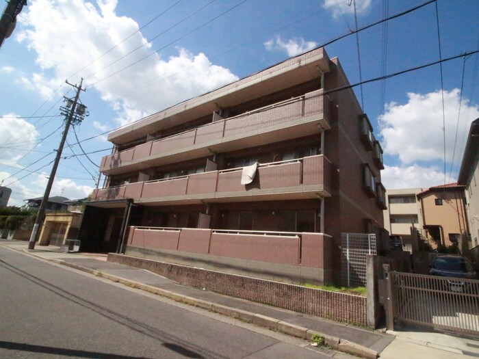 ベルフローラ一社の物件外観写真