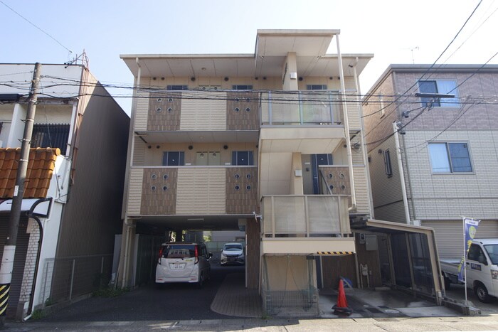 Ｌａｒａ　味鋺の物件外観写真