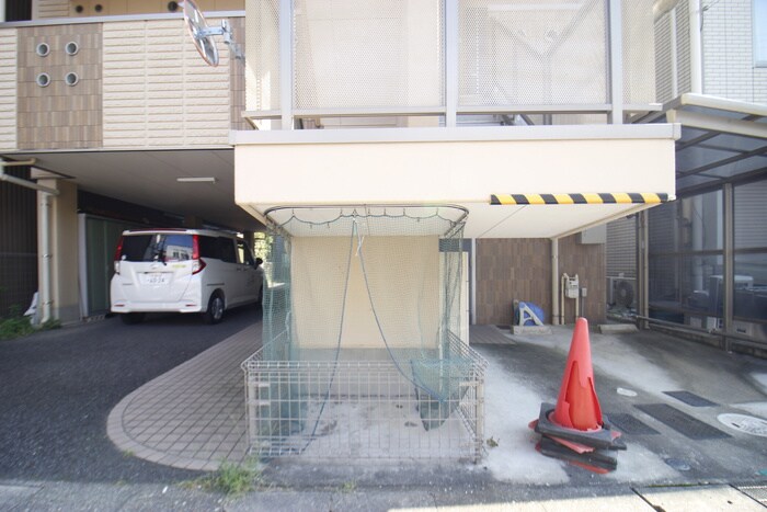 Ｌａｒａ　味鋺の物件外観写真