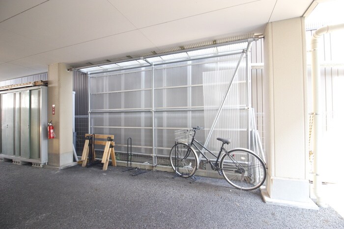 Ｌａｒａ　味鋺の物件外観写真