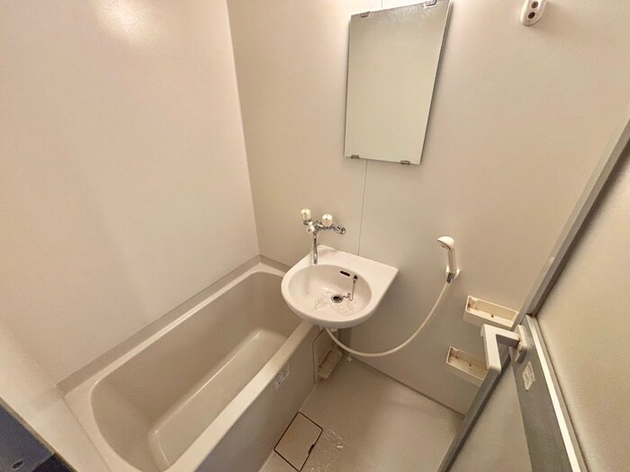 リバ－サイド司の物件内観写真