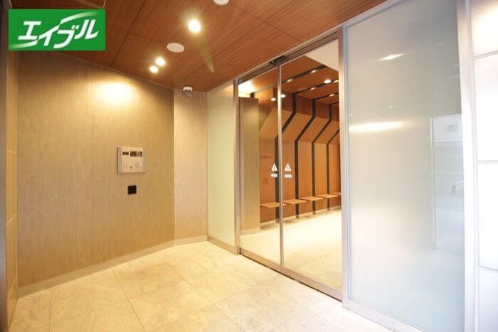 エスペランサ上前津の物件外観写真