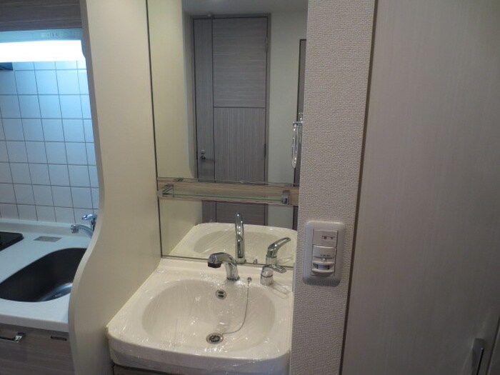 ﾌﾟﾚｻﾝｽ名古屋城前ﾗﾊﾞﾝｶ(402)の物件内観写真